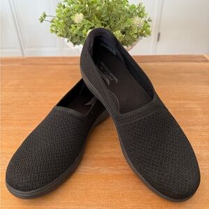 Skechers Women’s Black Mesh Slip-Ons